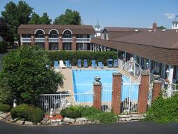 Lockport Inn and Suites Hotel Pool